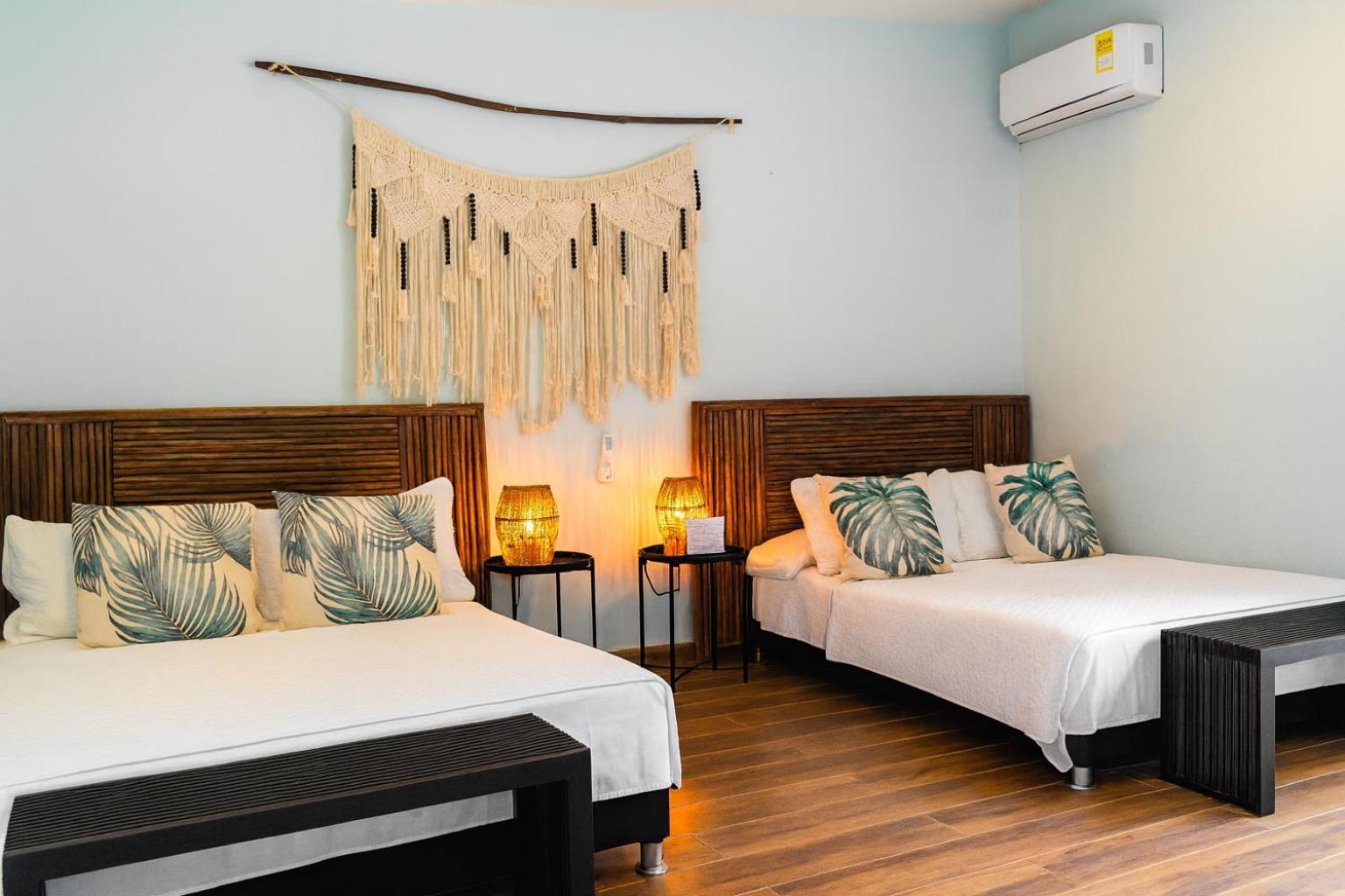 Pensión Fragata Island House 4*