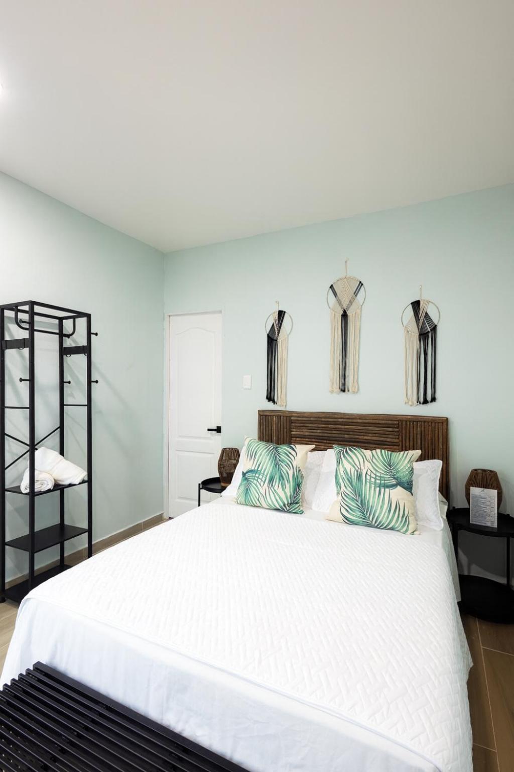 Fragata Island House 4*