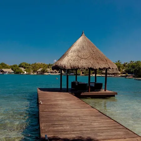 Fragata Island House 4*