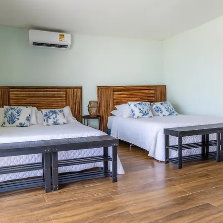 Fragata Island House Hotel