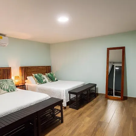 Hotel Fragata Island House
