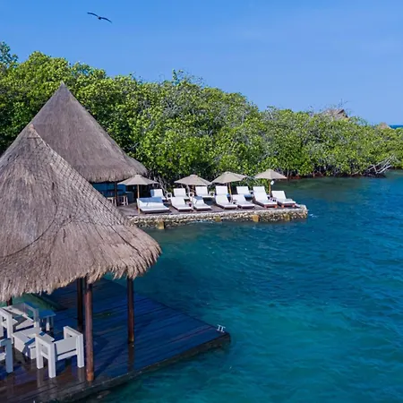 Fragata Island House