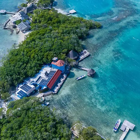 Fragata Island House 4*
