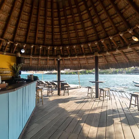 Fragata Island House Hotel
