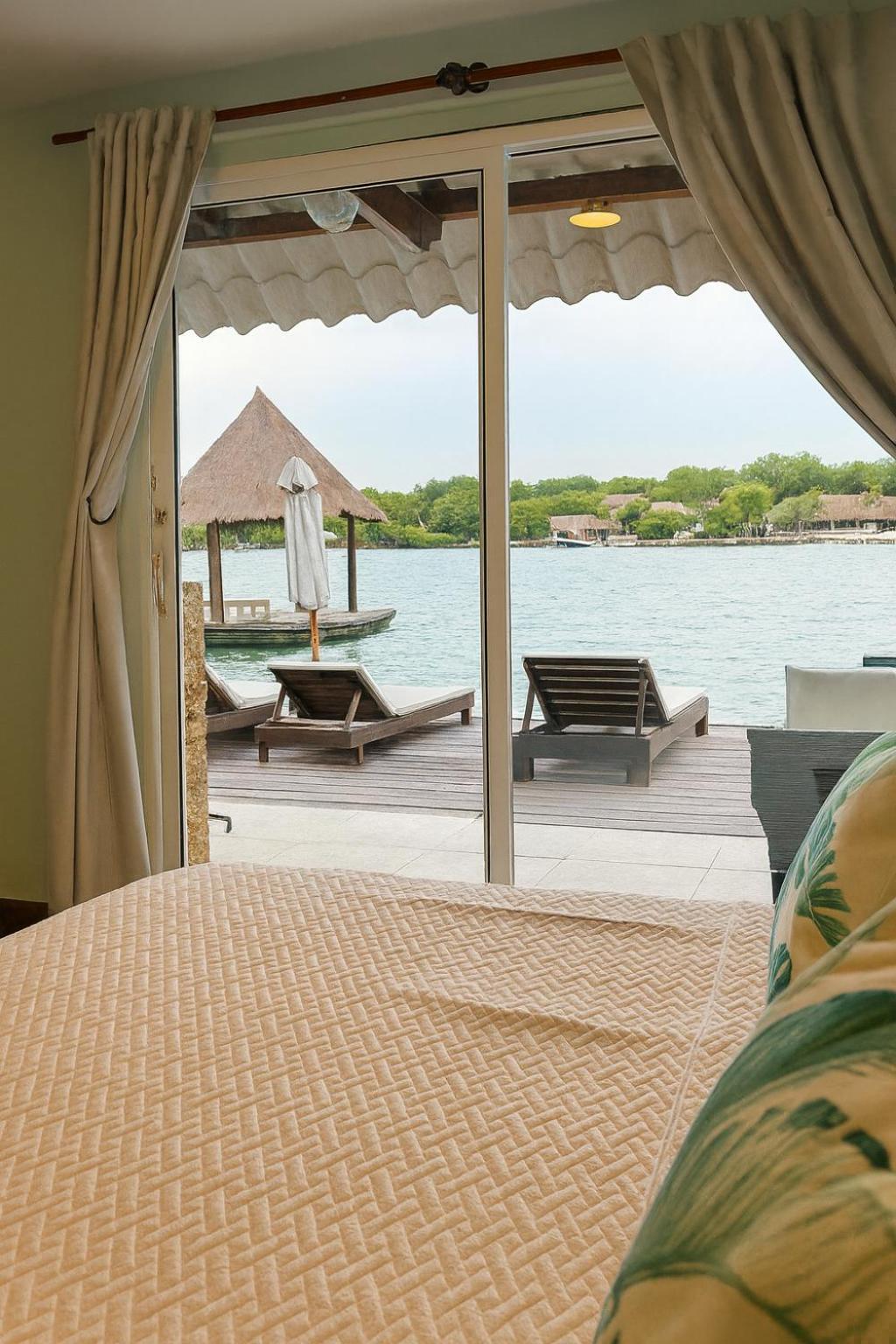 Fragata Island House Guest house 4*